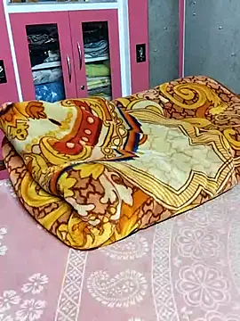 Snapshot of nikitacute23 chatting on February 2025 07:48:02 AM nikitacute23 online show from February 2025 07:48:02 AM