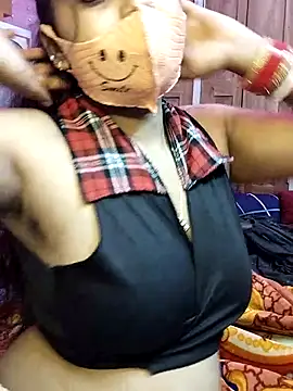 Snapshot of nikitacute23 chatting on March 2025 05:22:01 PM nikitacute23 online show from March 2025 05:22:01 PM