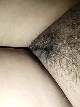 Snapshot of nikitacute23 chatting on October 2025 05:58:02 PM nikitacute23 online show from October 2025 05:58:02 PM