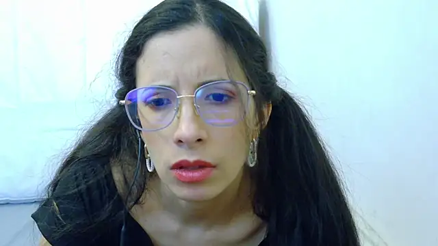 Snapshot of amabel_zambrano chatting on February 2025 09:17:02 AM amabel zambrano online show from February 2025 09:17:02 AM