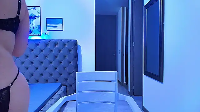 Snapshot of stellaallen24 chatting on January 2025 03:56:02 AM stellaallen24 online show from January 2025 03:56:02 AM