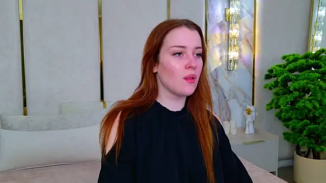 EllieGarson online show from November 2025 05:02:01 PM