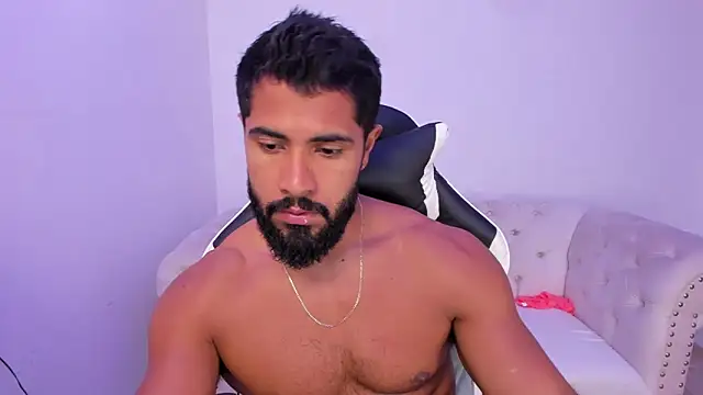 Santiago huntt online show from November 2025 12:49:02 PM