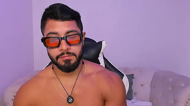 Santiago huntt online show from April 2026 12:35:02 PM