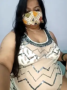 Snapshot of BigAssSarah chatting on February 2026 01:21:02 PM BigAssSarah online show from February 2026 01:21:02 PM