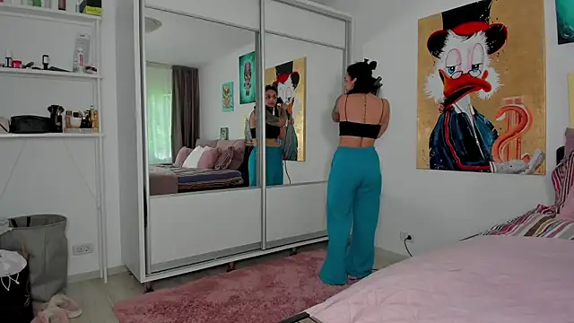 NNNoire online show from May 2026 05:57:02 AM