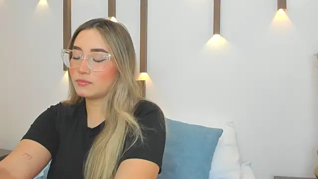 antonella cutie  online show from March 2025 11:51:01 AM