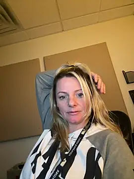 kittiekatieyogi online show from February 2025 07:26:01 PM