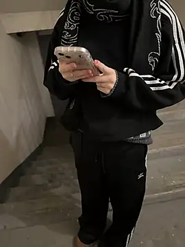 Snapshot of Alexandria_Balenciaga chatting on January 2025 08:04:01 PM Alexandria Balenciaga online show from January 2025 08:04:01 PM