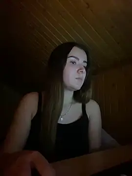 mewKate online show from January 2025 07:32:02 PM