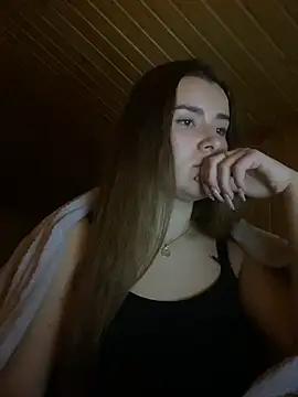 mewKate online show from February 2025 04:02:01 PM