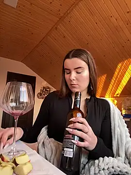 mewKate online show from February 2025 03:27:01 PM