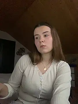 mewKate online show from March 2025 03:59:01 PM