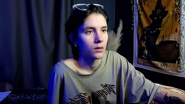 Snapshot of Hyeon_Jin chatting on February 2025 12:47:02 AM Hyeon Jin online show from February 2025 12:47:02 AM