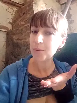 Snapshot of Calibers2932 chatting on February 2025 10:32:02 AM Calibers2932 online show from February 2025 10:32:02 AM