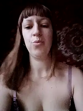 Snapshot of Calibers2932 chatting on March 2025 03:21:01 PM Calibers2932 online show from March 2025 03:21:01 PM