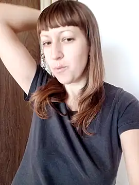 Snapshot of Calibers2932 chatting on November 2025 09:44:02 AM Calibers2932 online show from November 2025 09:44:02 AM