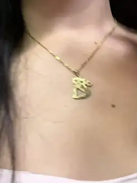 the queen of street online show from February 2025 04:54:02 AM