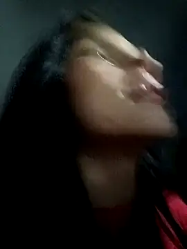 the queen of street online show from November 2025 01:04:02 AM