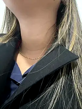 Snapshot of LuizaDiaz chatting on October 2025 08:40:02 PM LuizaDiaz online show from October 2025 08:40:02 PM