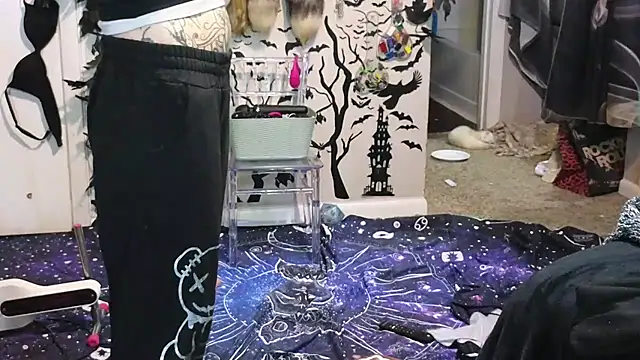 trashbrat online show from October 2025 07:12:02 AM