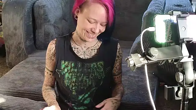 trashbrat online show from March 2026 11:20:01 PM