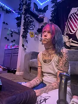 Snapshot of trashbrat chatting on July 2026 07:33:01 AM trashbrat online show from July 2026 07:33:01 AM