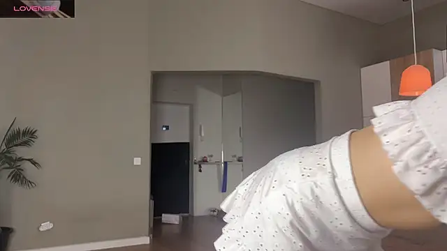 Snapshot of Shyrubate chatting on February 2025 05:36:01 AM Shyrubate online show from February 2025 05:36:01 AM