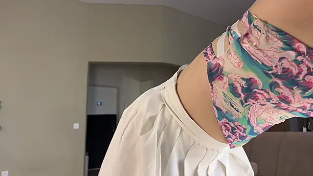 Snapshot of Shyrubate chatting on March 2025 05:18:02 AM Shyrubate online show from March 2025 05:18:02 AM