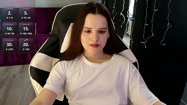 Harleen Moore online show from May 2026 05:05:02 AM