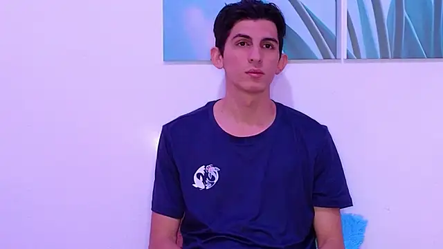 Snapshot of Ana_and_Leo chatting on February 2026 01:59:01 PM Ana and Leo online show from February 2026 01:59:01 PM