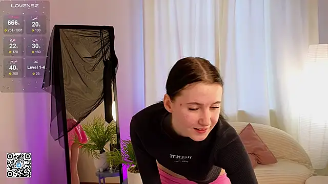 mon lola online show from February 2025 06:31:01 AM