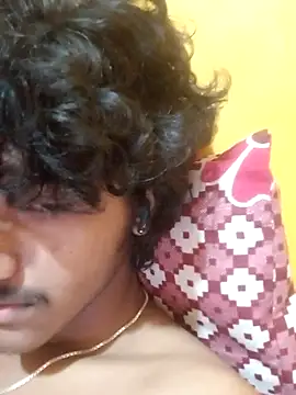 Snapshot of CosmicEmuu chatting on January 2025 05:53:01 PM CosmicEmuu online show from January 2025 05:53:01 PM