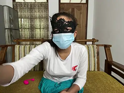 Tatoo girl online show from February 2025 05:49:02 AM