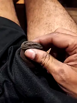 Snapshot of vannaaaa100 chatting on December 2025 01:20:02 PM vannaaaa100 online show from December 2025 01:20:02 PM