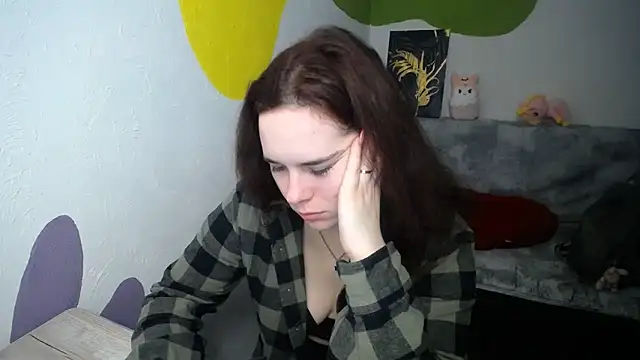 mini girly online show from February 2025 07:05:01 AM