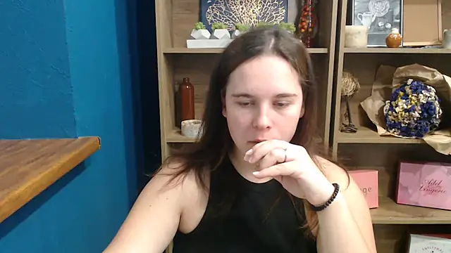 mini girly online show from September 2025 05:56:01 AM