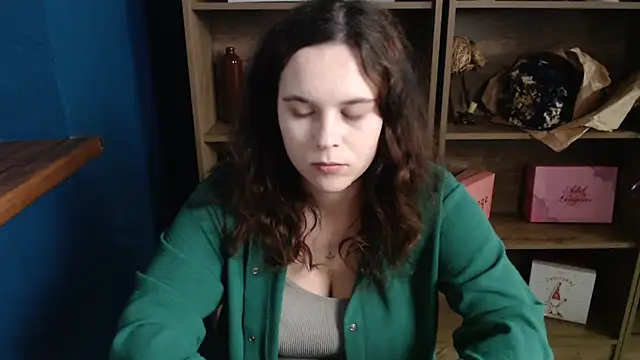 mini girly online show from October 2025 12:38:02 PM