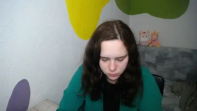 mini girly online show from November 2025 01:33:02 PM