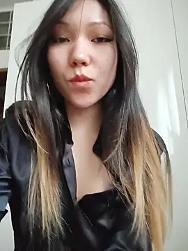 Snapshot of LoveFoxyQueen chatting on March 2026 03:12:01 PM LoveFoxyQueen online show from March 2026 03:12:01 PM