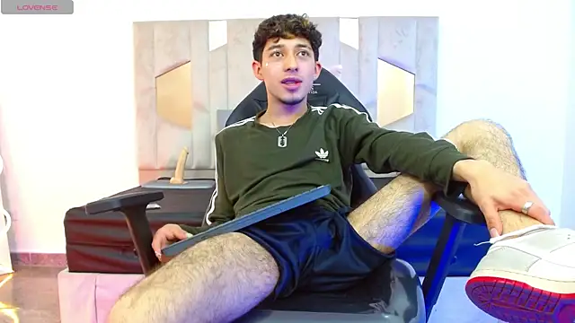 Axel tay online show from January 2025 04:27:01 AM