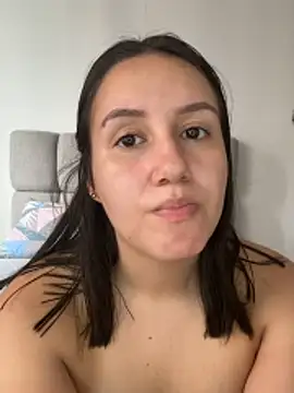 Jullya x online show from June 2026 02:33:01 PM