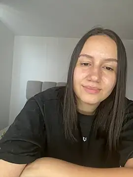 Jullya x online show from June 2026 09:36:02 PM