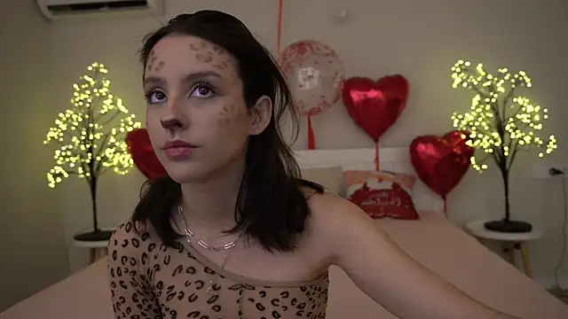 Snapshot of AnnaElys chatting on February 2025 09:31:01 PM AnnaElys online show from February 2025 09:31:01 PM