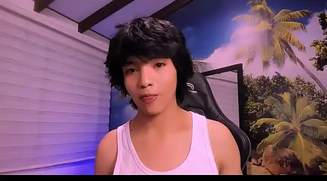 AllanYong18 online show from January 2025 03:58:02 AM