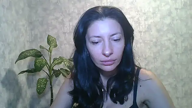 LissaBlossom online show from September 2025 04:17:01 PM