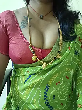 Snapshot of sriyazhini chatting on January 2025 09:32:01 AM sriyazhini online show from January 2025 09:32:01 AM