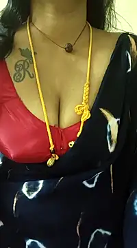 Snapshot of sriyazhini chatting on January 2025 10:28:02 PM sriyazhini online show from January 2025 10:28:02 PM