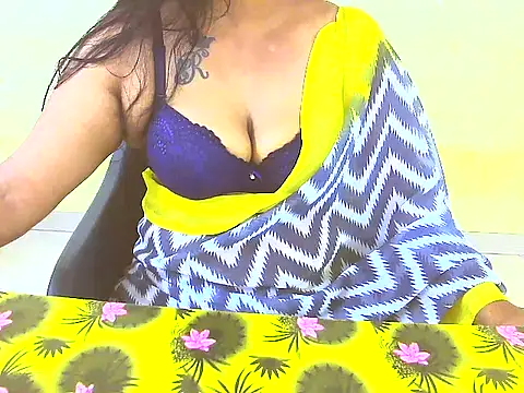 Snapshot of sriyazhini chatting on December 2025 05:24:01 AM sriyazhini online show from December 2025 05:24:01 AM