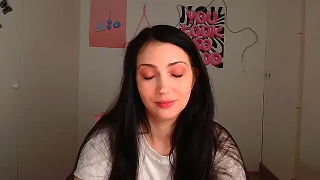 Snapshot of Amalia_amor chatting on May 2026 05:38:01 AM Amalia amor online show from May 2026 05:38:01 AM